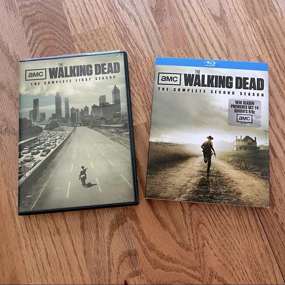 NWT/EUC AMC The Walking Dead TV Series DVD Set (Season 1 & Season 2)